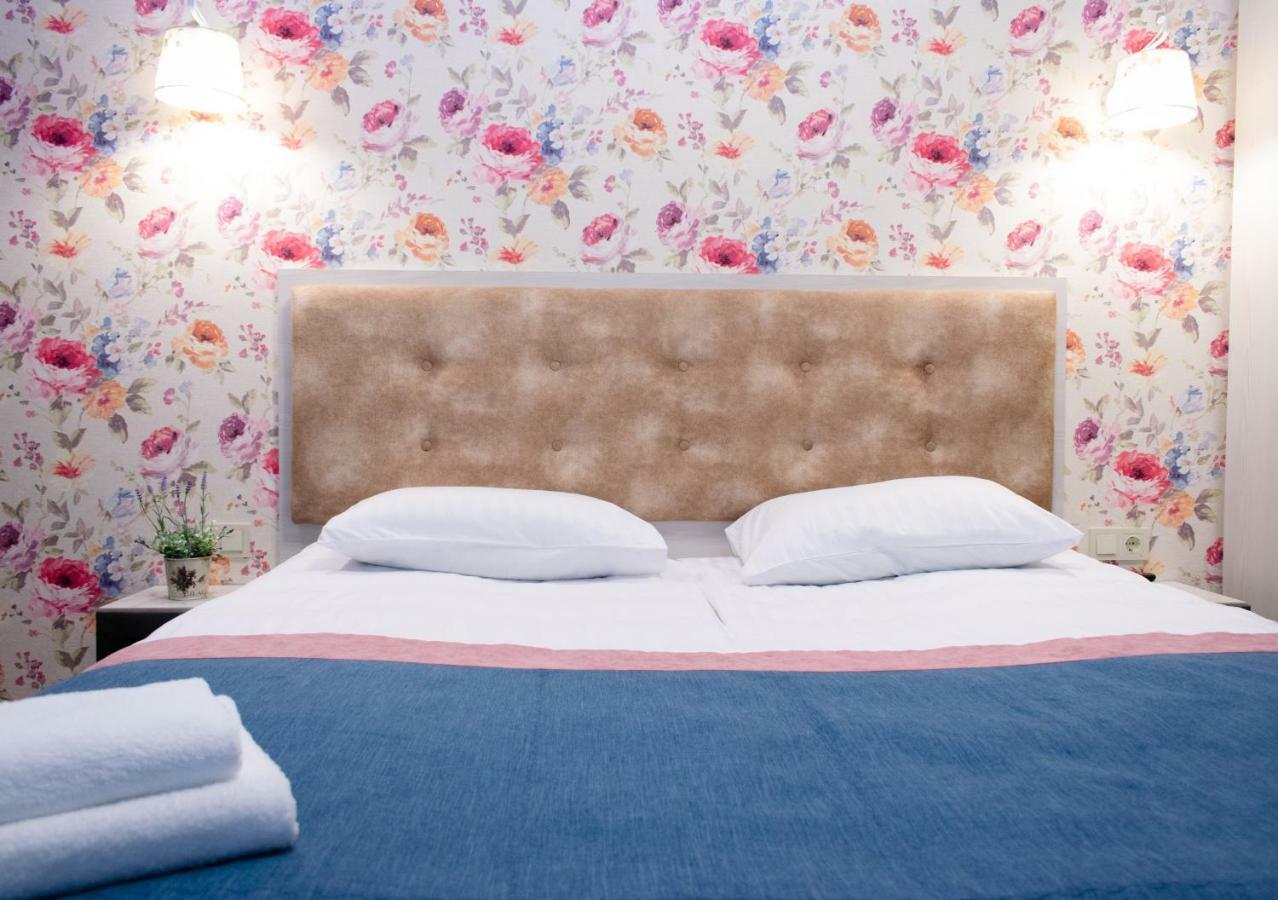 Mini Hotel Barvy Lvova on Kostyushka St. Exteriér fotografie
